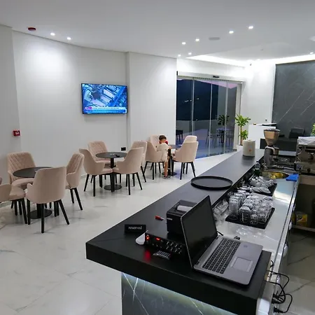 Sky Way Skk Luxury Апарт-отель