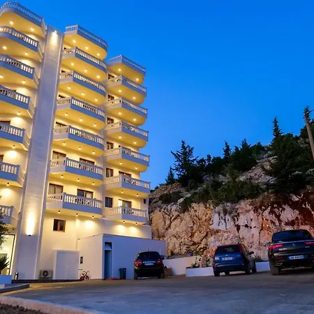 Sky Way Skk Luxury Апарт-отель Саранда