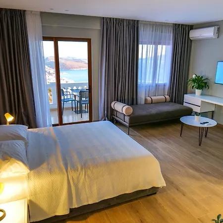 Sky Way Skk Luxury Апарт-отель Саранда