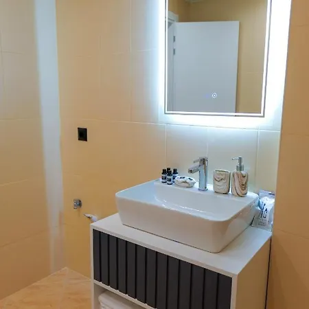 Sky Way Skk Luxury * Саранда