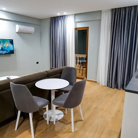 Апарт-отель Sky Way Skk Luxury