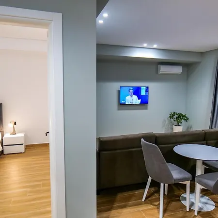 Sky Way Skk Luxury * Саранда