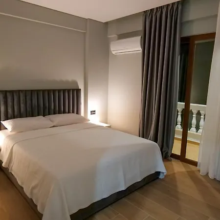 Sky Way Skk Luxury Саранда